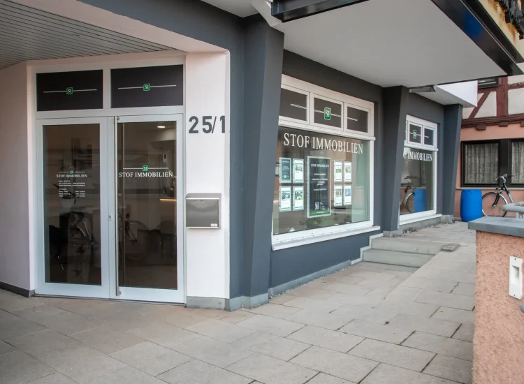 Außenansicht des Stof Immobilien Standorts in Laichingen – Immobilienmakler für Laichingen und den Alb-Donau-Kreis